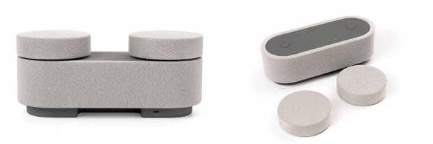 便攜式影院系統
SONY HT-AX7
設計：小澤美、沙織義人和阿部元
生產：Sony Corporation
得獎原因：現代人聆聽音樂、追劇、看電影不一定會在固定場域（譬如客廳），也有可能帶着手機、平板在書房、餐廳、臥室等地方自由移動。但如果在這樣的狀況下還希望能夠享受360度包圍感的音場效果呢？除了戴上耳機一人獨享之外，Sony為消費者提供了一個新的答案，那就是HT-AX7便攜式影院系統。造型設計上，HT-AX7和自家其他型號的藍牙喇叭很不一樣，不是單一圓筒狀造型，而是由三個喇叭組合而成，包含一個跑馬場狀的主喇叭，再加上一對可分離的環繞喇叭，約巴掌大小的扁圓狀喇叭，採用磁吸式設計，吸附在主喇叭上方。三合一之簡約及功能上的超卓，單放在桌上欣賞，也很美。